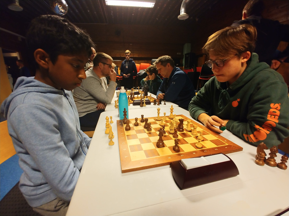 Thirukkumaran Jeyachandran og Thomas Sekkingstad møttes i 3. runde. Foto: Tom Eriksen