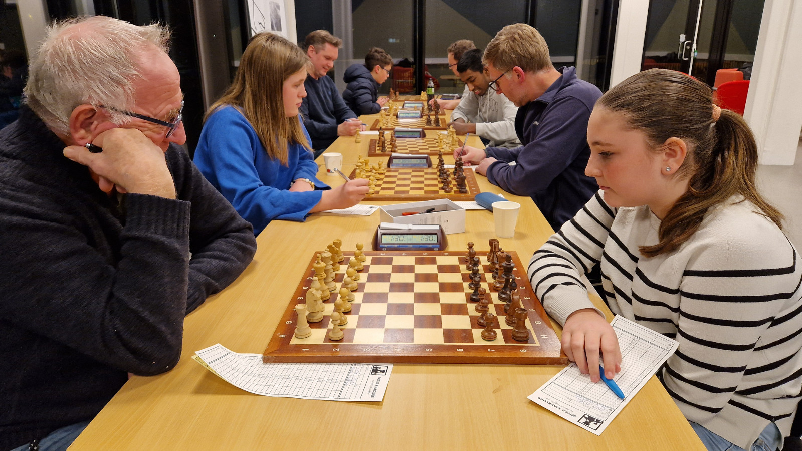Den 6. og siste runden i Sotra SK Høst ble spilt i kveld med åtte deltakere. Foto: Tom Eriksen