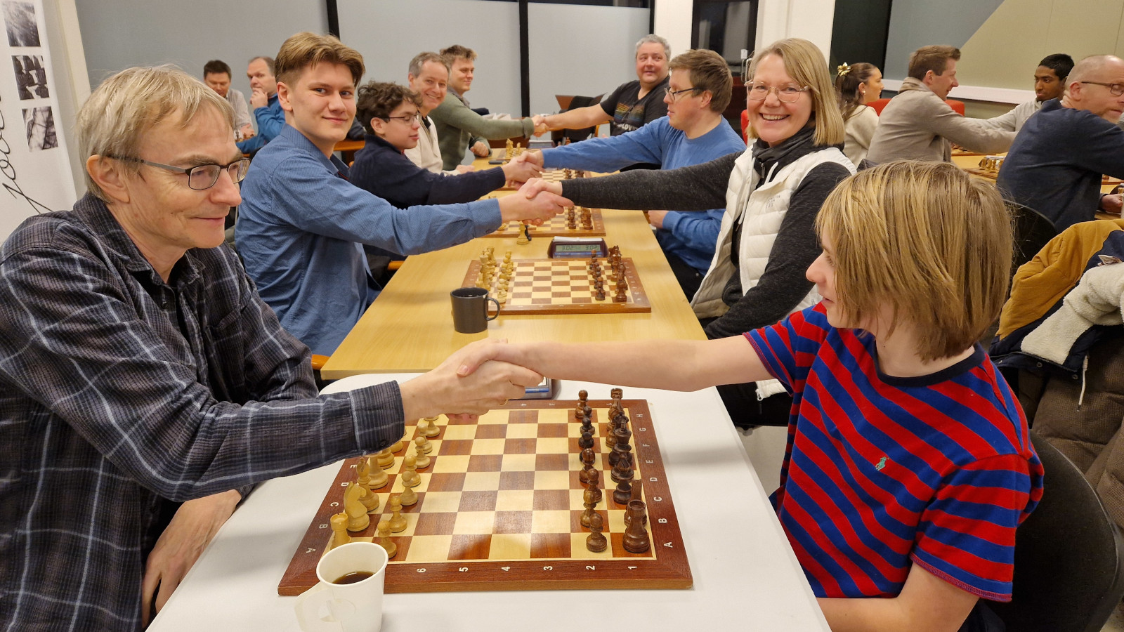 Det var god stemning blant spillerne før første runde. Foto: Tom Eriksen