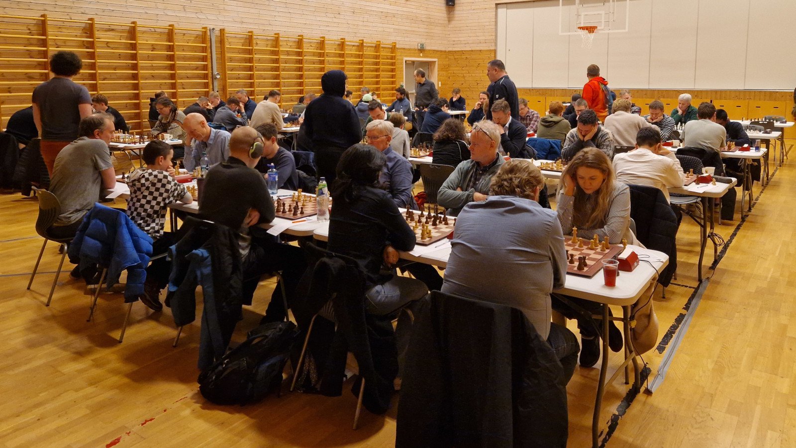 Avslutningshelgen i Vestlandsserien avd nord ble spilt på Liljevatnet skole på Knarrevik. Foto: Tom Eriksen